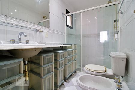 Apartamento à venda com 115m², 3 quartos e 3 vagasBanheiro da Suíte 1