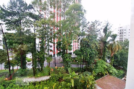 Apartamento à venda com 115m², 3 quartos e 3 vagasVista da Suíte 2