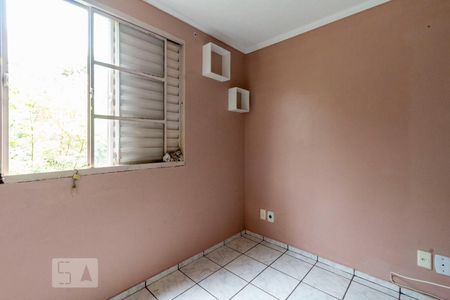 Quarto 2 de apartamento para alugar com 2 quartos, 45m² em  Condomínio Fascinação N°2 Casa do Campo, São Paulo