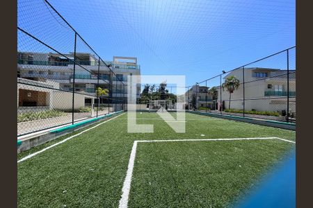 Apartamento à venda com 191m², 3 quartos e 2 vagas Apartamento à venda com 191m², 3 quartos e 2 vagasÁrea comum - campo de futebol