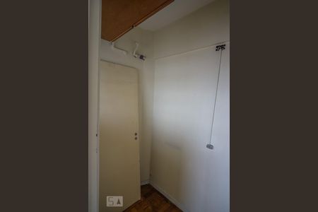 Apartamento à venda com 78m², 2 quartos e 1 vaga Apartamento à venda com 78m², 2 quartos e 1 vagaÁrea de Serviço