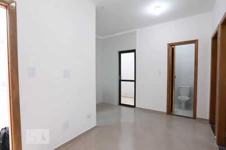 Sala de Apartamento com 2 quartos, 40m² Vila Carmosina