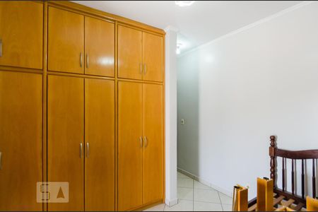 Casa à venda com 154m², 3 quartos e 3 vagas Casa à venda com 154m², 3 quartos e 3 vagasQuarto 3