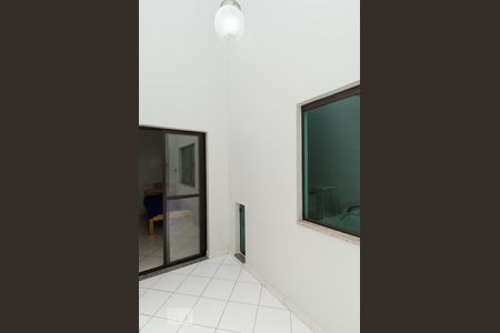 Casa à venda com 154m², 3 quartos e 3 vagas Casa à venda com 154m², 3 quartos e 3 vagasVaranda