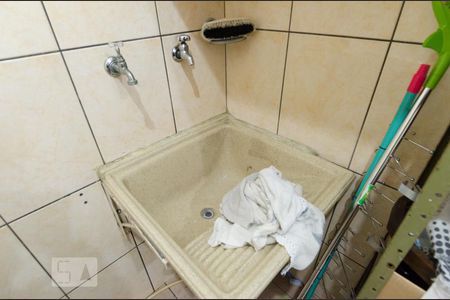 Casa à venda com 154m², 3 quartos e 3 vagas Casa à venda com 154m², 3 quartos e 3 vagasÁrea de serviço