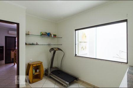 Casa à venda com 154m², 3 quartos e 3 vagas Casa à venda com 154m², 3 quartos e 3 vagasSala íntima