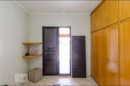 Casa à venda com 154m², 3 quartos e 3 vagas Casa à venda com 154m², 3 quartos e 3 vagasQuarto 3
