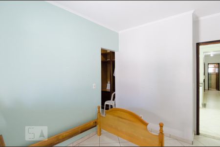 Casa à venda com 154m², 3 quartos e 3 vagas Casa à venda com 154m², 3 quartos e 3 vagasQuarto da suíte