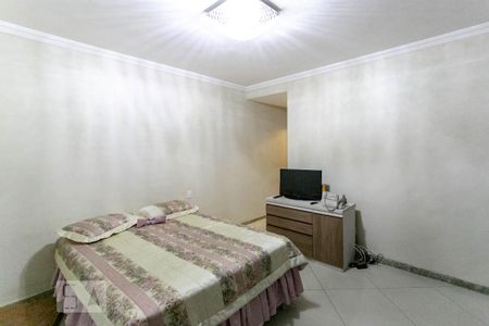 Casa à venda com 425m², 4 quartos e 3 vagasQuarto Suíte 1