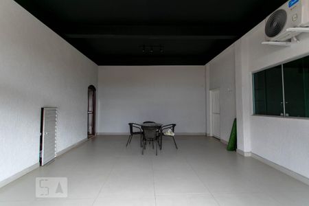 Casa à venda com 425m², 4 quartos e 3 vagasGaragem