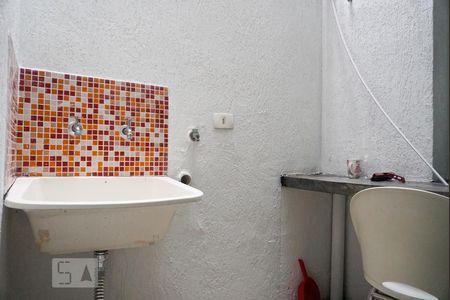 Casa para alugar com 50m², 2 quartos e sem vagaLavanderia