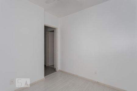 Quarto 2 de apartamento para alugar com 2 quartos, 58m² em Sarandi, Porto Alegre