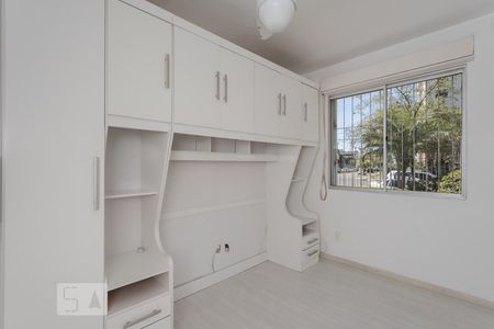 Quarto 1 de apartamento para alugar com 2 quartos, 58m² em Sarandi, Porto Alegre