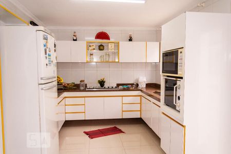 Casa à venda com 250m², 3 quartos e 2 vagasCozinha