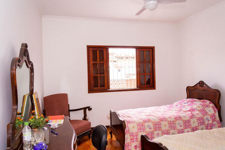 Casa à venda com 250m², 3 quartos e 2 vagasQuarto 2