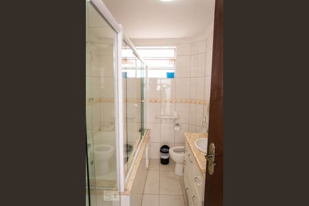 Casa à venda com 250m², 3 quartos e 2 vagasBanheiro