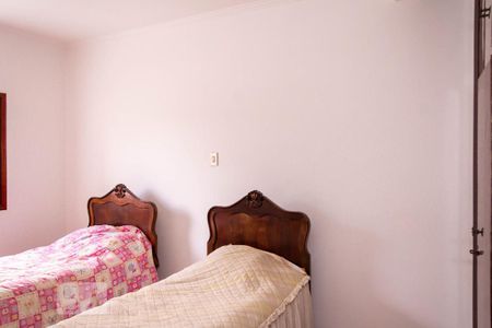 Casa à venda com 250m², 3 quartos e 2 vagasQuarto 2