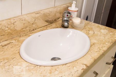 Casa à venda com 250m², 3 quartos e 2 vagasBanheiro