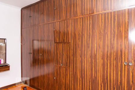 Casa à venda com 250m², 3 quartos e 2 vagasQuarto 1