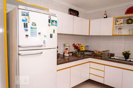 Casa à venda com 250m², 3 quartos e 2 vagasCozinha