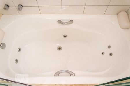 Casa à venda com 250m², 3 quartos e 2 vagasBanheiro