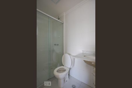 Banheiro da Suíte de apartamento à venda com 3 quartos, 62m² em Passo das Pedras, Porto Alegre