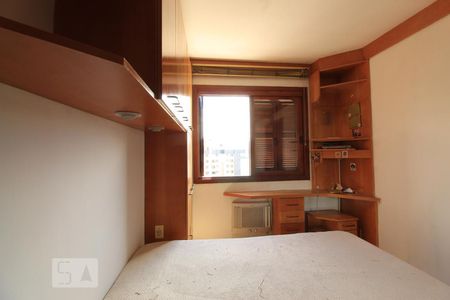 Quarto de apartamento à venda com 1 quarto, 43m² em Menino Deus, Porto Alegre