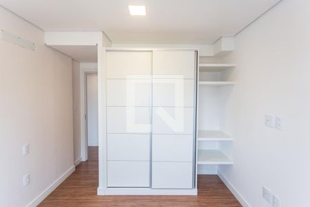 Apartamento à venda com 357m², 4 quartos e 4 vagasArmário da Suíte 2