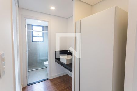 Apartamento à venda com 357m², 4 quartos e 4 vagasBanheiro Social 1