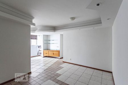 Sala  de apartamento para alugar com 3 quartos, 100m² em Sagrada Família, Belo Horizonte