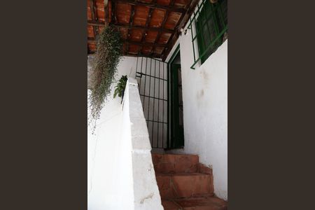 Casa à venda com 87m², 2 quartos e 1 vagaEscada