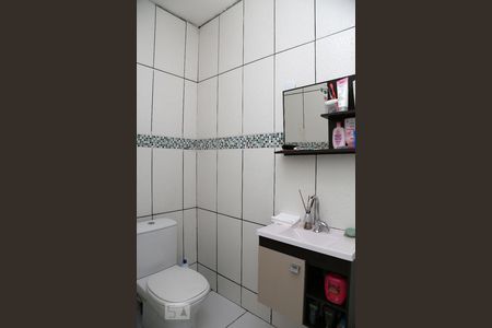 Casa à venda com 87m², 2 quartos e 1 vagaBanheiro