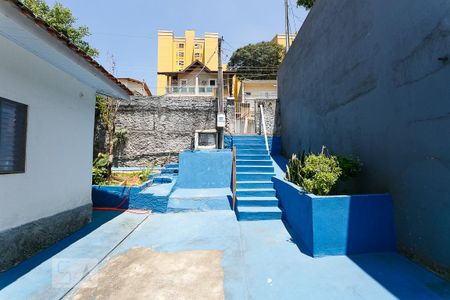 Casa à venda com 90m², 1 quarto e sem vagaQuintal