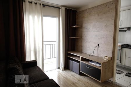 Sala de apartamento para alugar com 2 quartos, 50m² em Vila Santa Clara, São Paulo