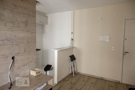 Sala de apartamento para alugar com 2 quartos, 50m² em Vila Santa Clara, São Paulo