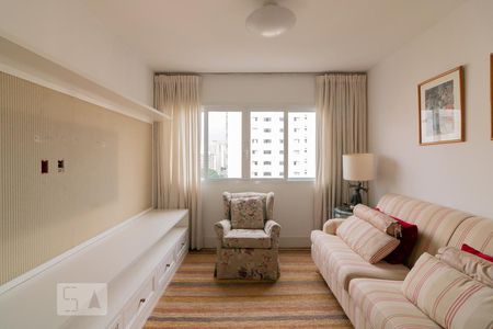 Sala de apartamento para alugar com 3 quartos, 90m² em Moema, São Paulo