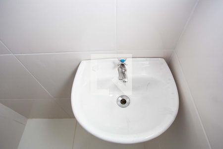 Banheiro de casa para alugar com 1 quarto, 45m² em Casa Grande, Diadema