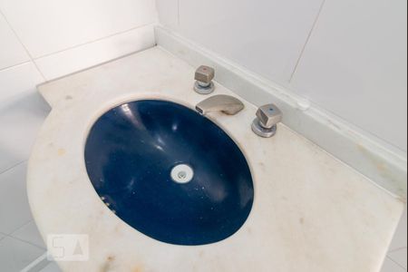 Apartamento à venda com 90m², 3 quartos e sem vaga Apartamento à venda com 90m², 3 quartos e sem vagaBanheiro Social