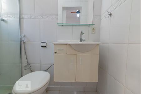 Apartamento à venda com 90m², 3 quartos e sem vaga Apartamento à venda com 90m², 3 quartos e sem vagaBanheiro da Suíte