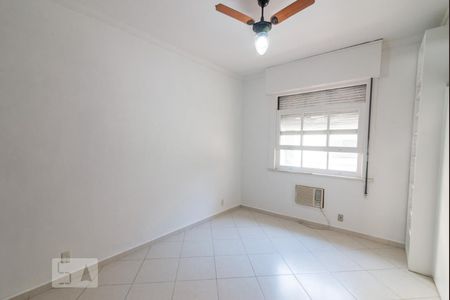 Apartamento à venda com 90m², 3 quartos e sem vaga Apartamento à venda com 90m², 3 quartos e sem vagaSuíte