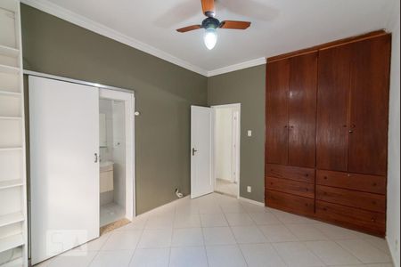Apartamento à venda com 90m², 3 quartos e sem vaga Apartamento à venda com 90m², 3 quartos e sem vagaSuíte