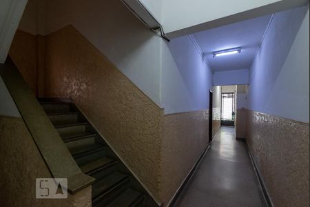 Apartamento à venda com 90m², 3 quartos e sem vaga Apartamento à venda com 90m², 3 quartos e sem vagaHall