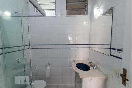 Apartamento à venda com 90m², 3 quartos e sem vaga Apartamento à venda com 90m², 3 quartos e sem vagaBanheiro Social