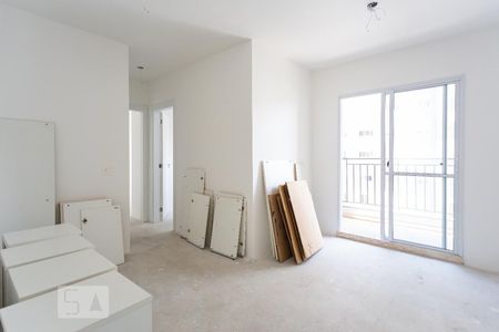 Sala de apartamento à venda com 2 quartos, 57m² em Continental, Osasco