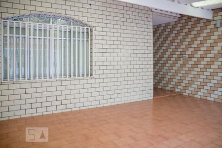 Casa à venda com 145m², 3 quartos e 2 vagasGaragem
