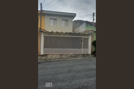 Casa à venda com 145m², 3 quartos e 2 vagasFachada