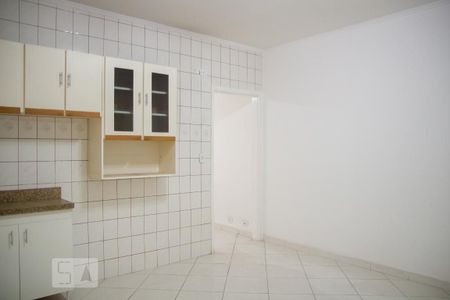 Casa à venda com 145m², 3 quartos e 2 vagasCozinha