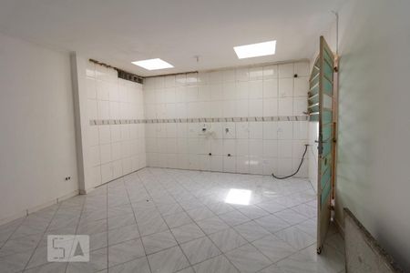 Casa à venda com 330m², 5 quartos e 6 vagasCozinha