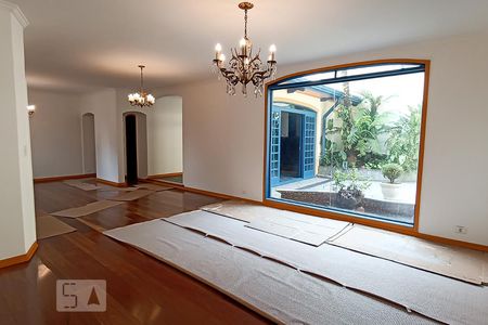 Sala de casa à venda com 3 quartos, 380m² em Alphaville, Santana de Parnaíba