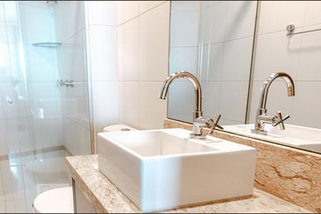 Apartamento para alugar com 62m², 1 quarto e sem vagaBanheiro